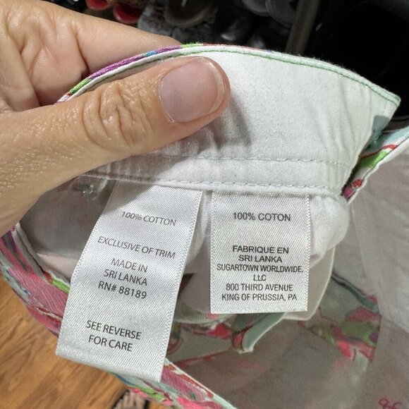 Lilly Pulitzer Shorts Women’s 4 bright buttercup resortwear preppy beachy floral - Picture 4 of 6